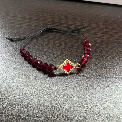 Bracelet new with red beads handmade