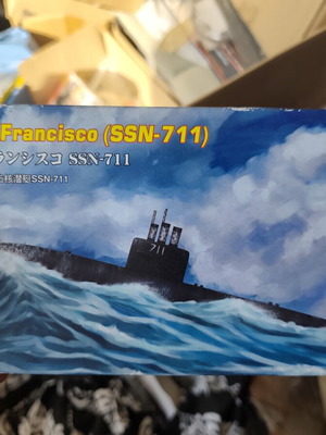 Assembled Submarine Models like new, set of 3 various scales