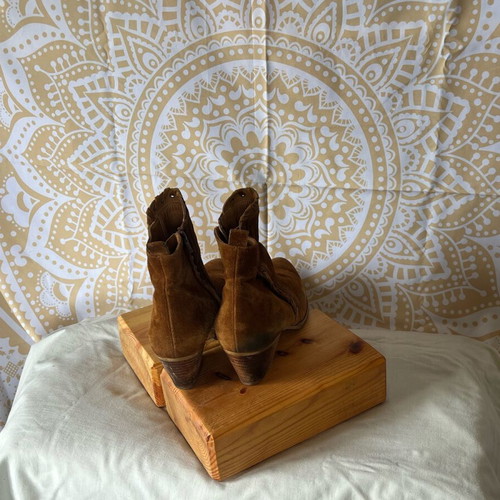 Castori-style ankle boots used, tan color