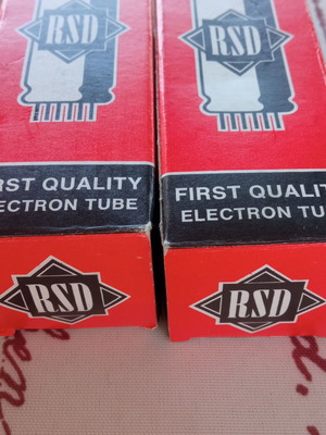 Electron tubes used, set of 2, from Jukebox ami