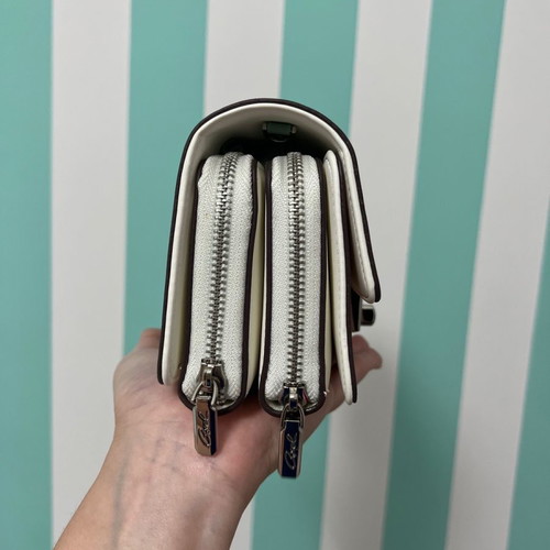 Axel bag new with 2 straps and canvas pouch