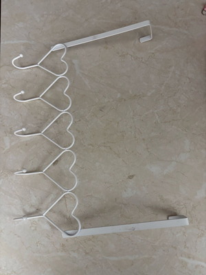 Clothes hanger unused