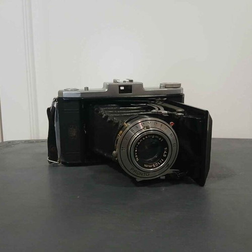 Zeiss Ikon Nettar 518/2 folding medium format camera used