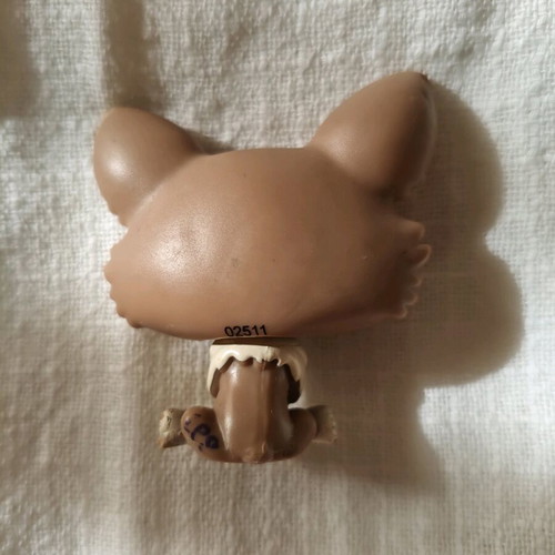 Littlest Pet Shop used with minor ear damage Hasbro 2010