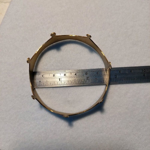 Handmade brass bracelet, new, diameter 6.5 cm
