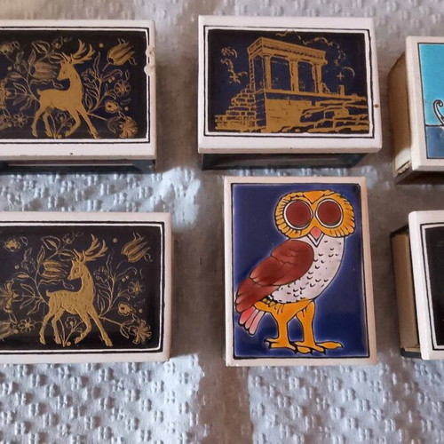 Collectible 1970 matchboxes like new, pack of 11 with tile and enamel