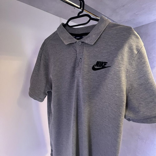 Nike T-shirt medium gray like new
