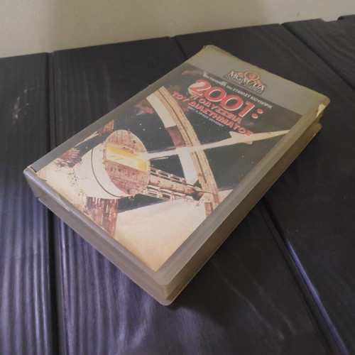2001: A Space Odyssey VHS like new, Stanley Kubrick sci-fi classic