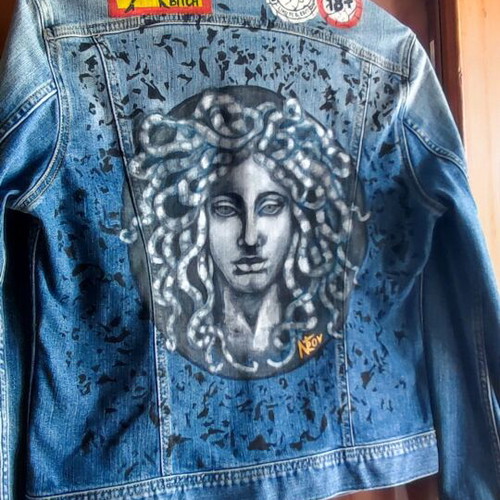 Denim jacket size L new, hand painted