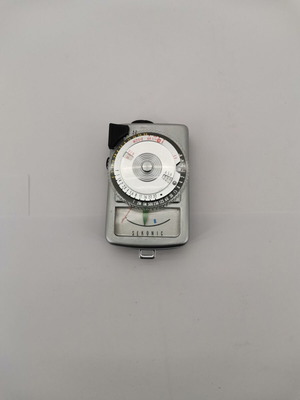 Seconic Micro Leader light meter used