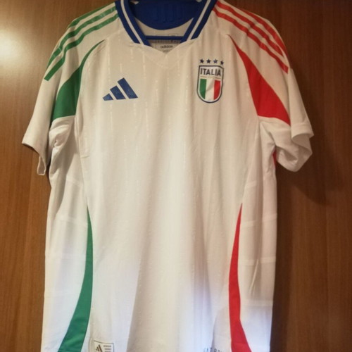 Authentic Edition Italy National Team Jersey 2024-2025 new, size Large