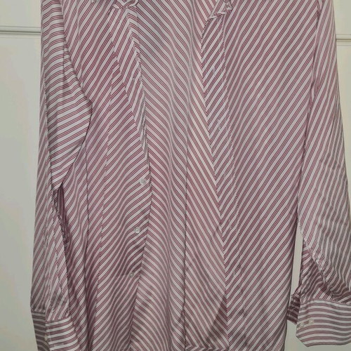 Shirt new, size L