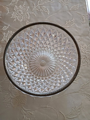 Crystal vase like new