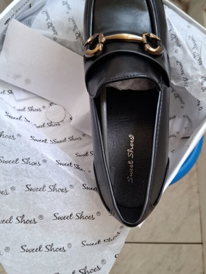 Women's shoes size 39 black new