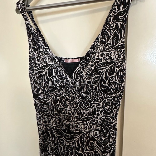 Maxi dress with light padding size M
