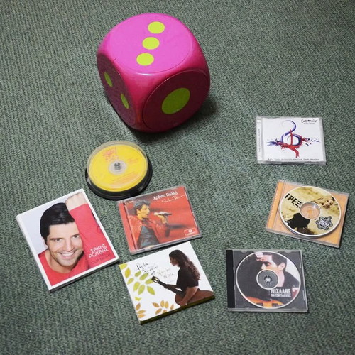 Large CD case like new with 14 CDs and 2 hands free gifts