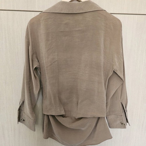 Zara blouse like new brown mocha with gold buttons, size small