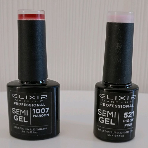 Elixir semi gel No 1007 (8ml) and No 521 (5ml) used