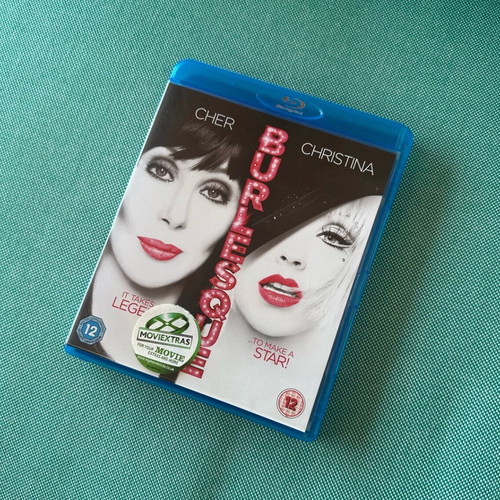 Burlesque Blu-Ray like new with English subtitles and bonus features