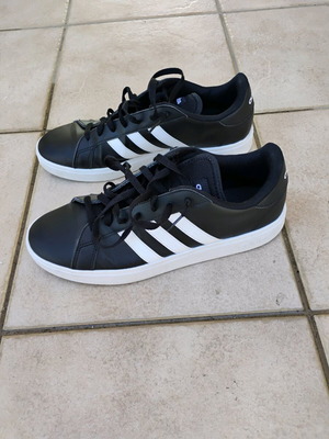 Adidas Grand Court Base 2.0 νούμερο 46 σαν καινούργιο