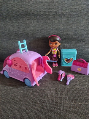 Disney Doc McStuffins doll and musical car like new
