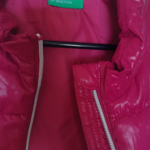 Benetton vest for 2-3 years like new