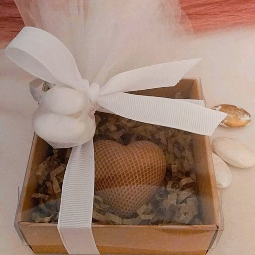 Handmade bombonieres in kraft box with ceramic magnet made to order