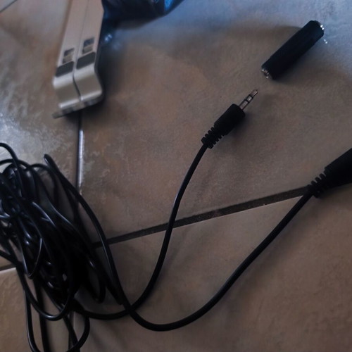 Audio cables Jack 3.5mm 5 meters like new