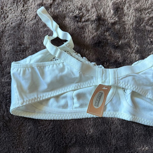 White bra 95C new