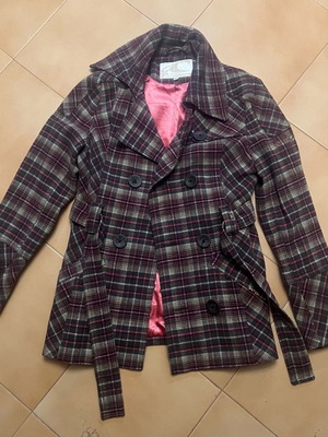 O’Neill outerwear like new, multicolor, size M