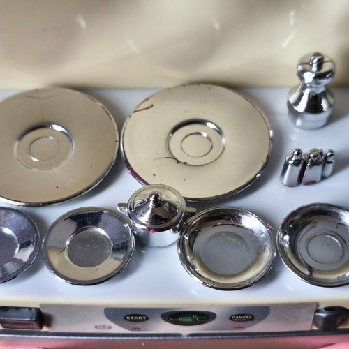 Kitchen set of 4 parts used