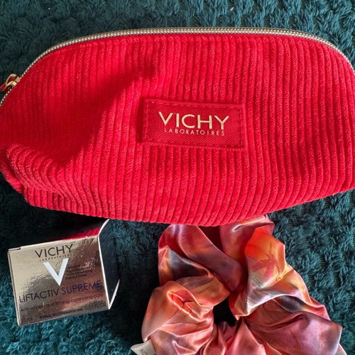 Vichy Liftactiv Supreme red corduroy travel pouch new 15 ml