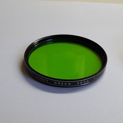 Vintage Vivitar 58mm Green X1 used metal screw-in filter with case