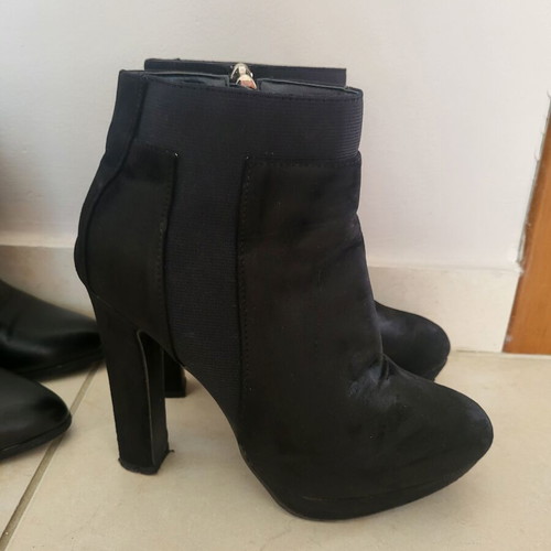 Women's shoes like new, pack of 3 pairs size 39, black