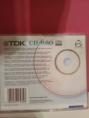 CD-R80 recordable discs new, pack of 18, 700MB