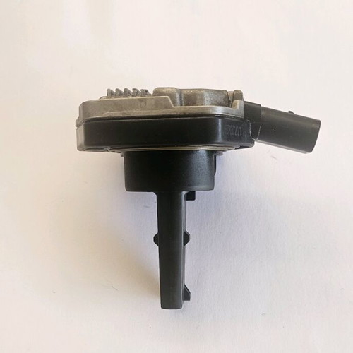 Oil sensor used VW-Audi 1J0907660C genuine Hella