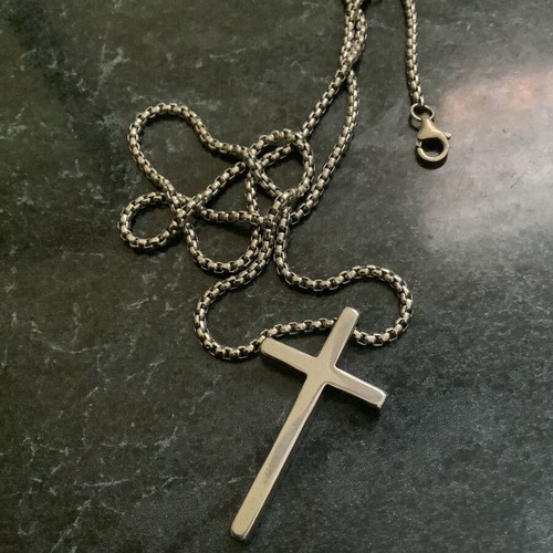 316L Steel Cross and Chain like new, silver color