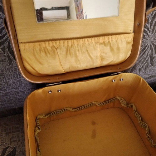 Vintage toiletry bag used