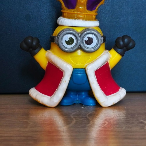 2019 King Bob The Rise of Gru McDonald's figure