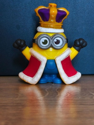 2019 King Bob The Rise of Gru McDonald's figure