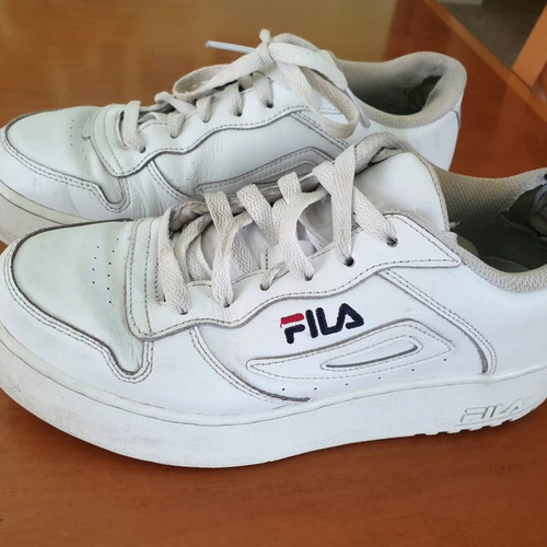 Fila women's athletic shoes used, white, size 39