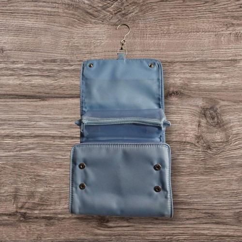 The Body Shop hanging toiletry bag like new