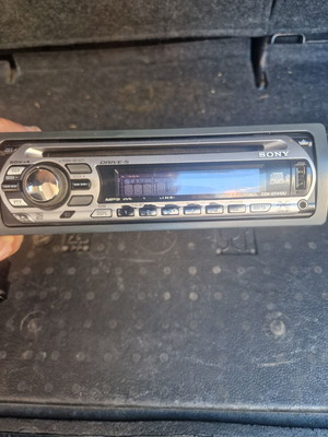 Sony CD player for car