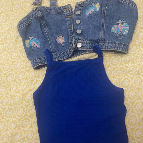 Set of two Pull & Bear tops like new, size S