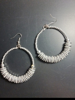 Hoop earrings like new with small gray hoops inside, 6 cm diameter
