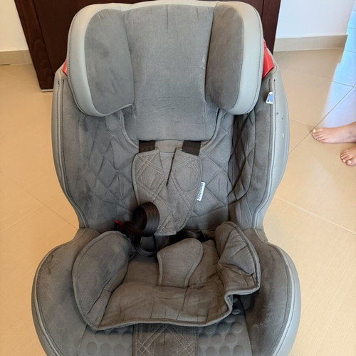 Kikkaboo Car Seat 9-36 kg like new
