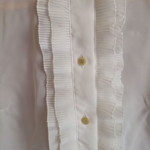 White vintage shirt with chest ruffles, like new, size M