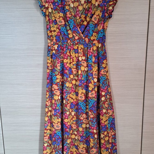 Shein dress with floral pattern, brown multicolor, size S