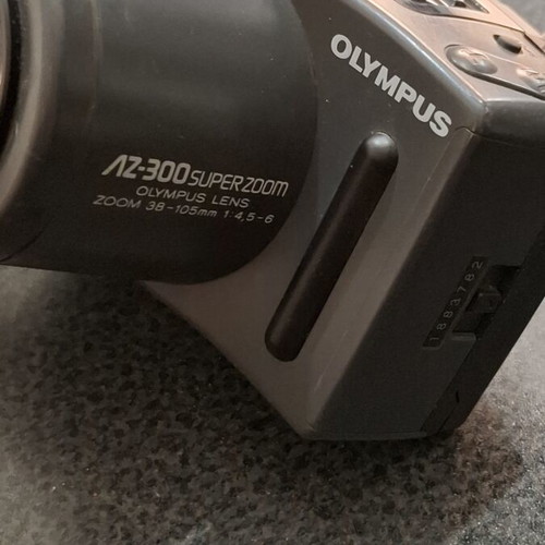 Olympus AZ-300 Superzoom Analog Camera 35mm film like new