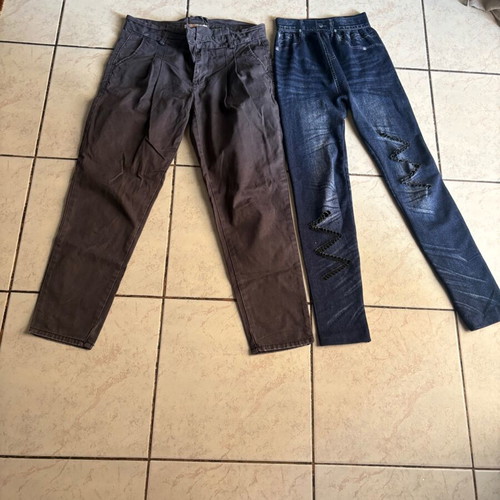 Set of 2 women's pants used, aggressive vintage culture chino and blue leggings